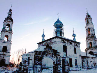 Заброшенная церковь в Порзднях