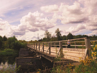 Деревянный рубленый мост через Чурьегу