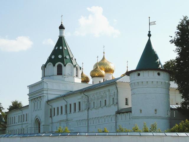 Ипатьевский монастырь в Костроме