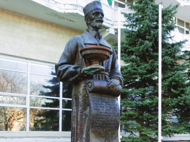 Памятник Владимиру Будзинскому