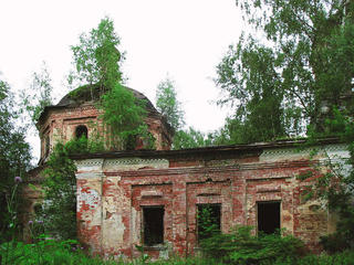 Две церкви в урочище Леонтьево