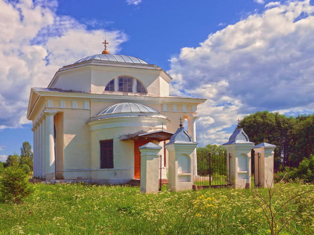 Церковь Казанской иконы Божьей Матери в Арпачёво
