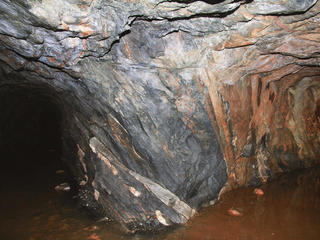 Заброшенные шахты в Слюдоруднике